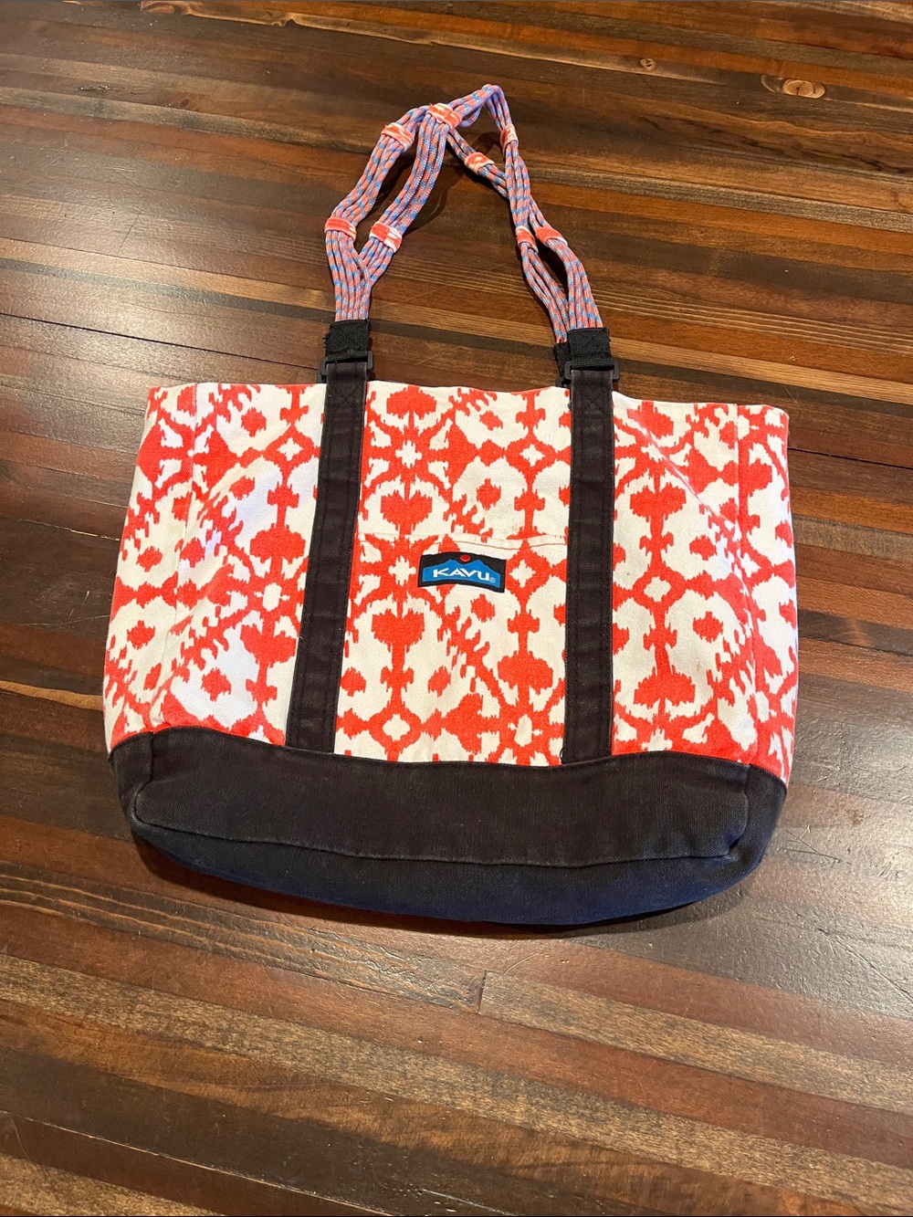 Kavu Red & White Patterned Canvas Tote with Black Base